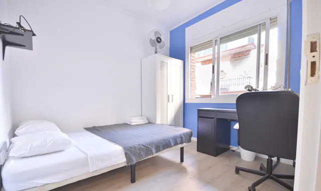 Private room in Carrer del Roser, Barcelona (1037309) room image 2