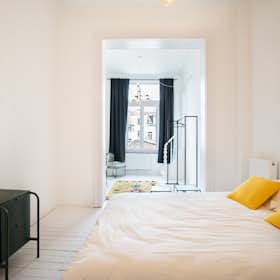 Private room for rent for €990 per month in Ixelles, Rue de la Brasserie