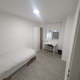 Private room for rent for €370 per month in Ljubljana, Igriška ulica