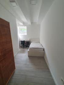 Private room for rent for €400 per month in Ljubljana, Igriška ulica