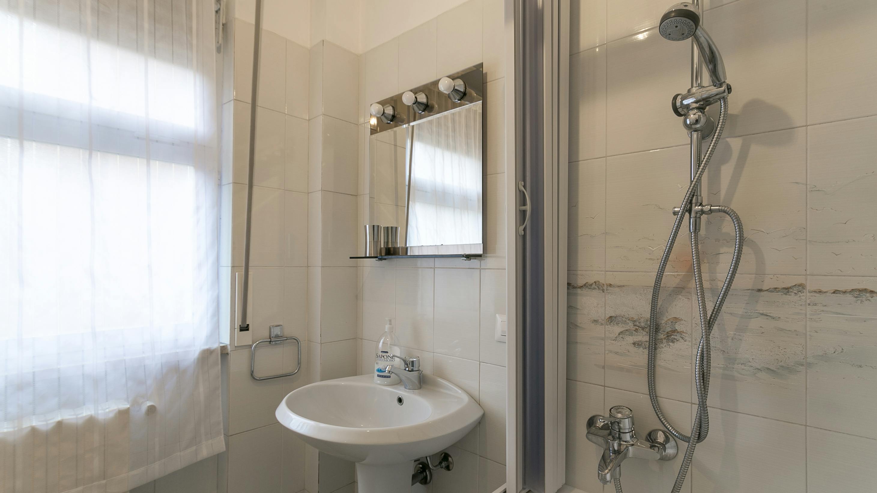 Apartment Milano — photo 7