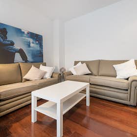 Apartment for rent for €1,848 per month in Barcelona, Carrer de Bailèn