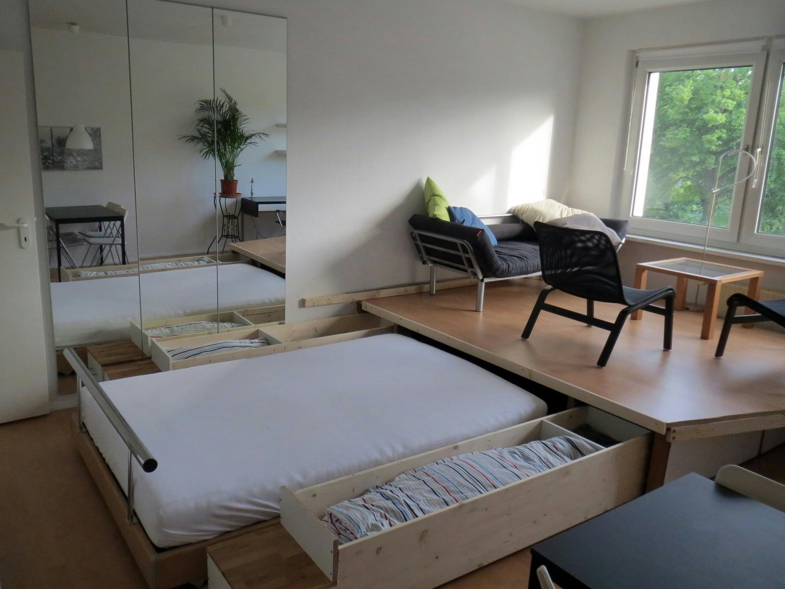 preview gallery tile