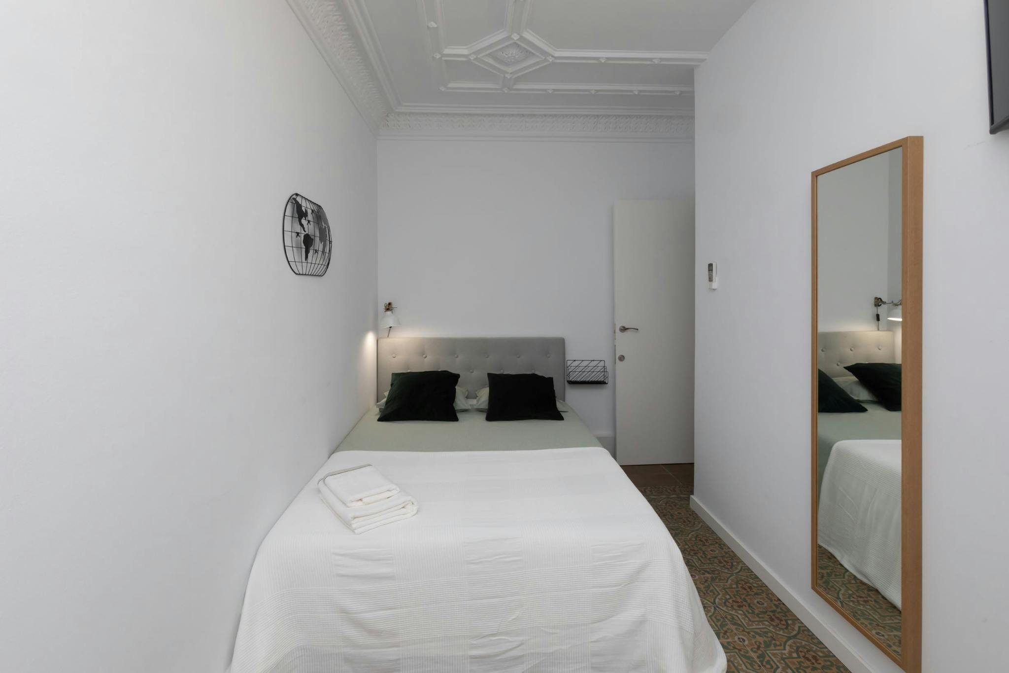 Carrer de la Portaferrissa, Barcelona preview