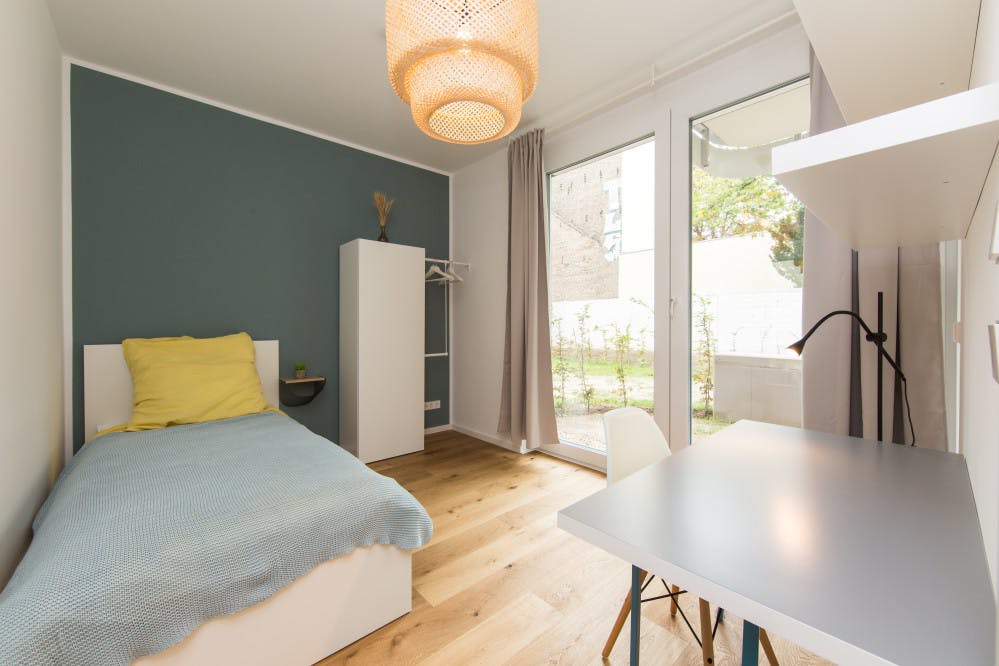Private room in Nazarethkirchstraße, Berlin (1039000) ROOM