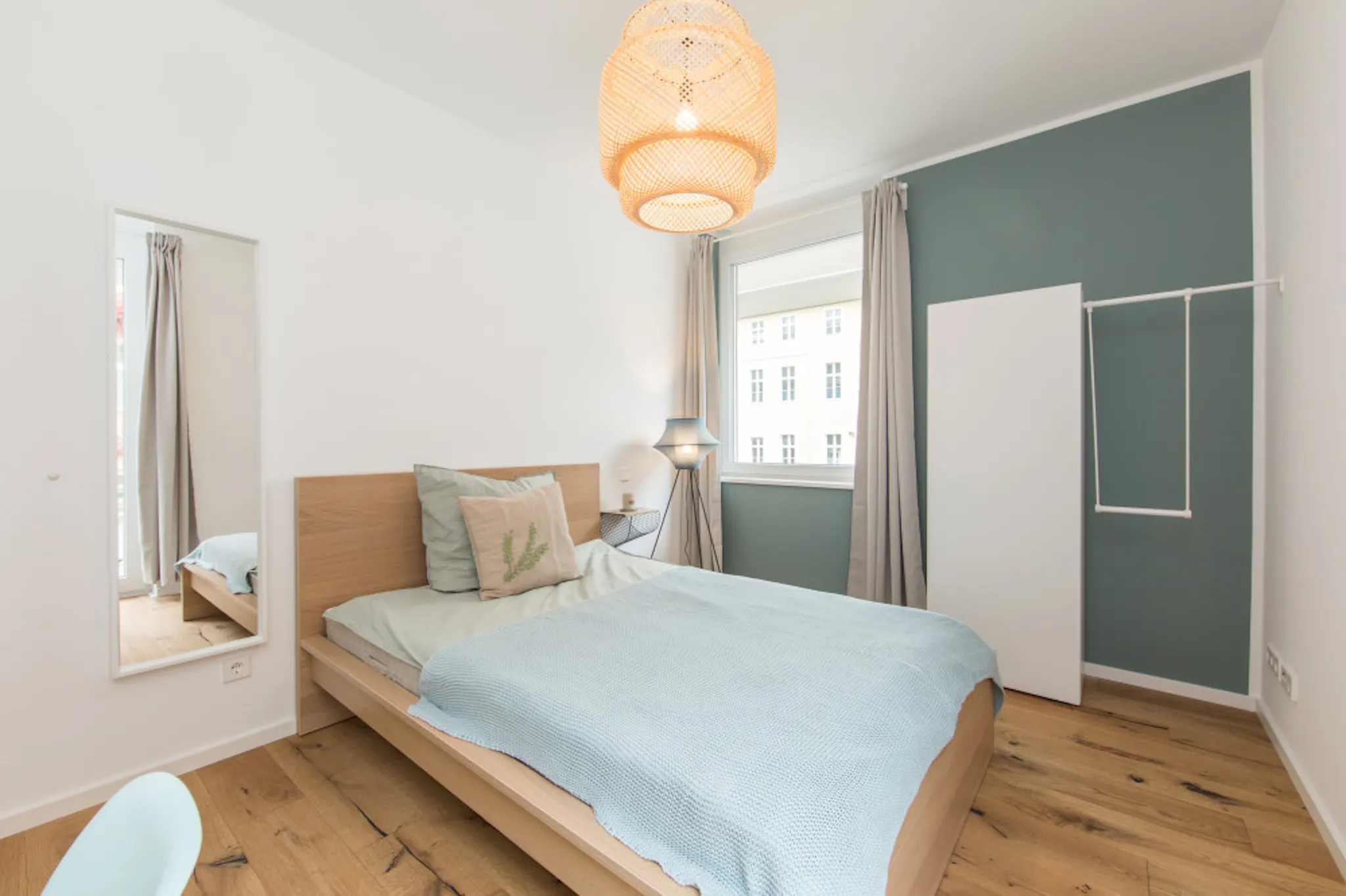 Nazarethkirchstraße, Berlin preview