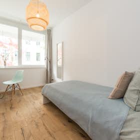 WG-Zimmer for rent for 710 € per month in Berlin, Nazarethkirchstraße
