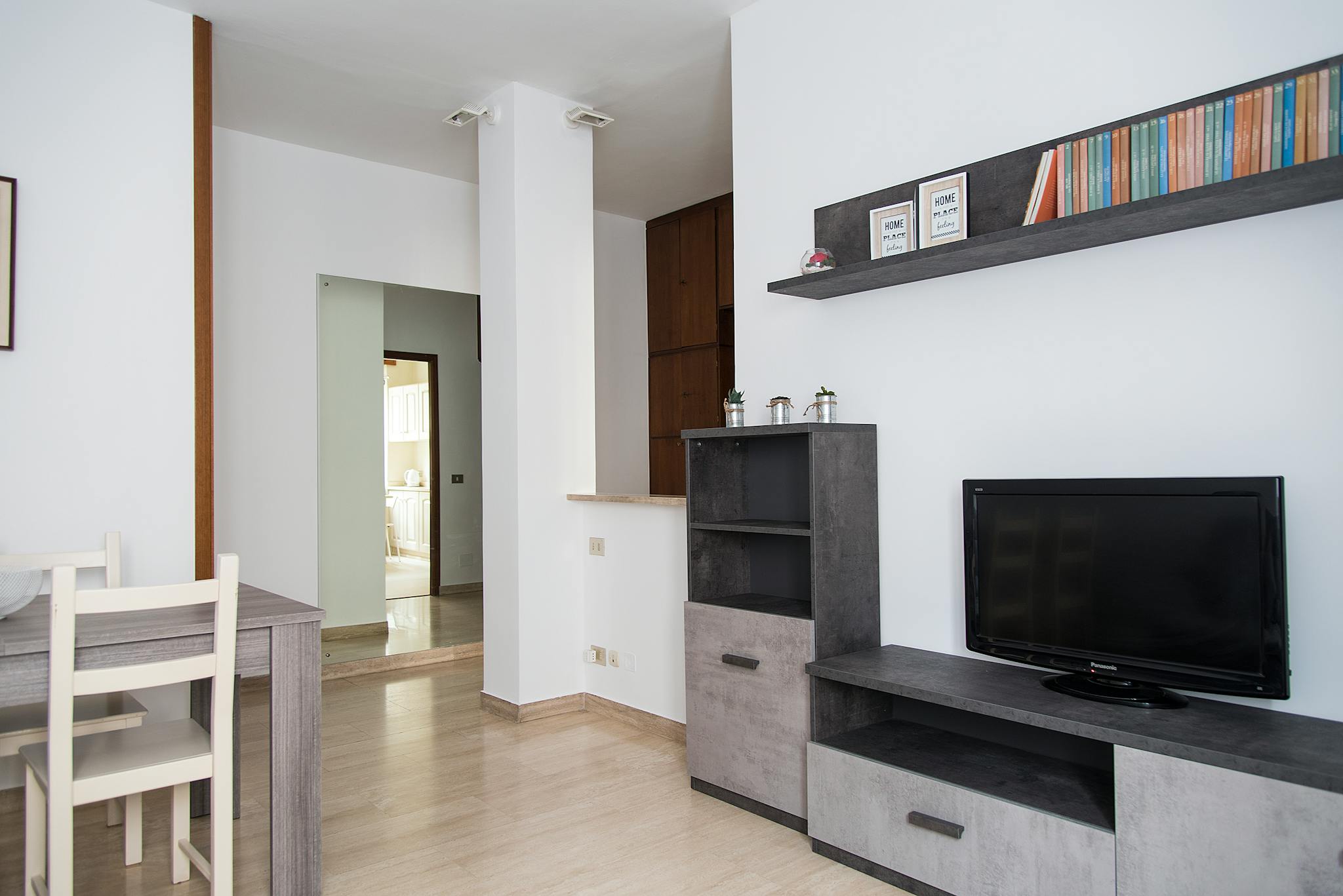 Via Giuseppe Sacconi, Milan preview