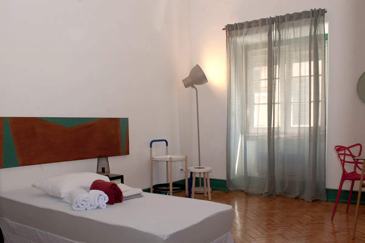 Private room in Alameda Dom Afonso Henriques, Lisbon (1039234) ROOM