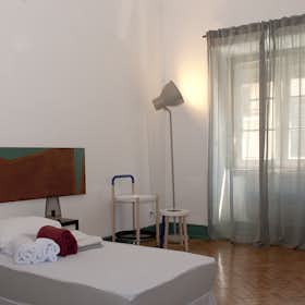Private room for rent for €595 per month in Lisbon, Alameda Dom Afonso Henriques