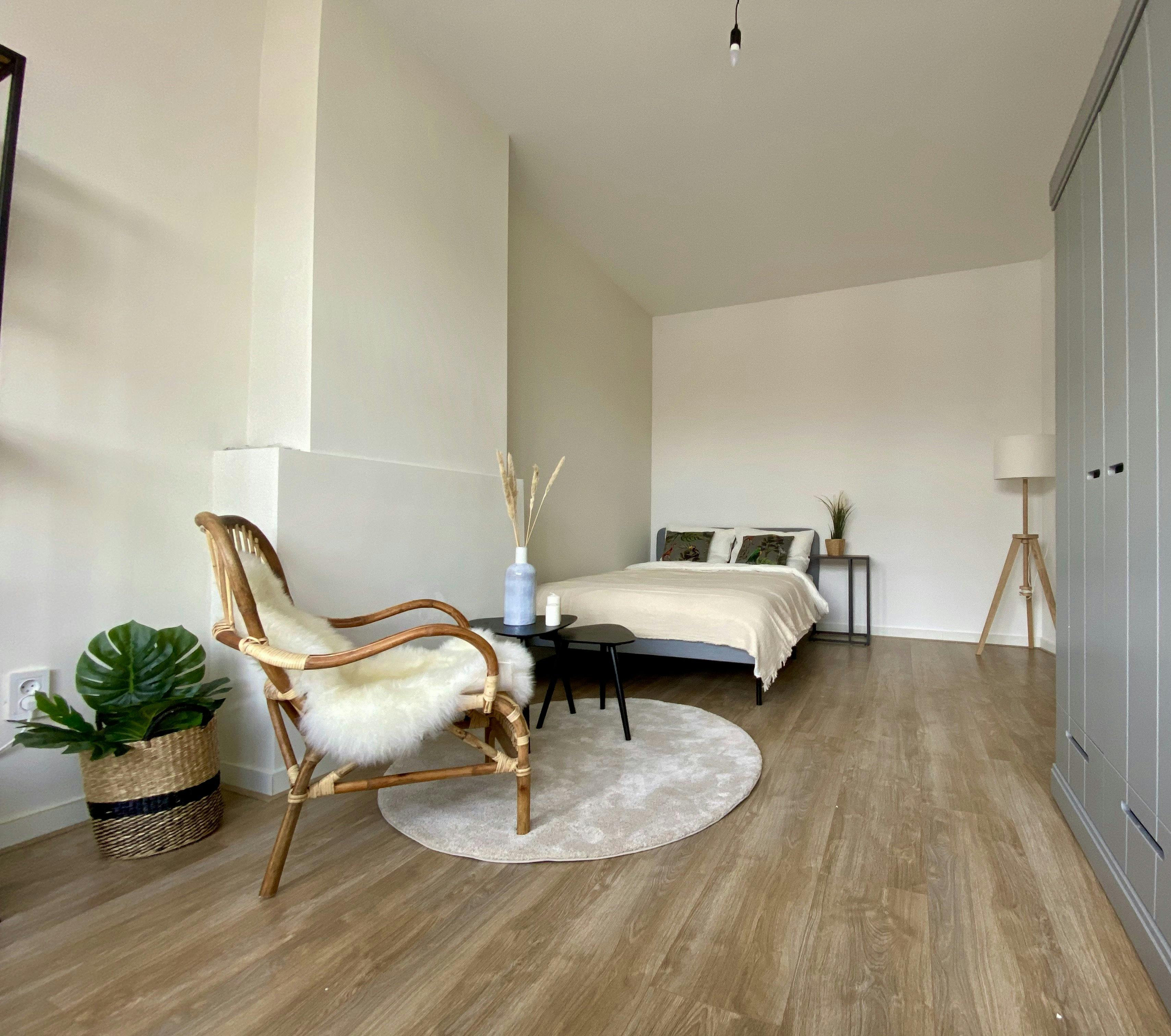 Private room for rent for €950 per month in The Hague, Lyonnetstraat