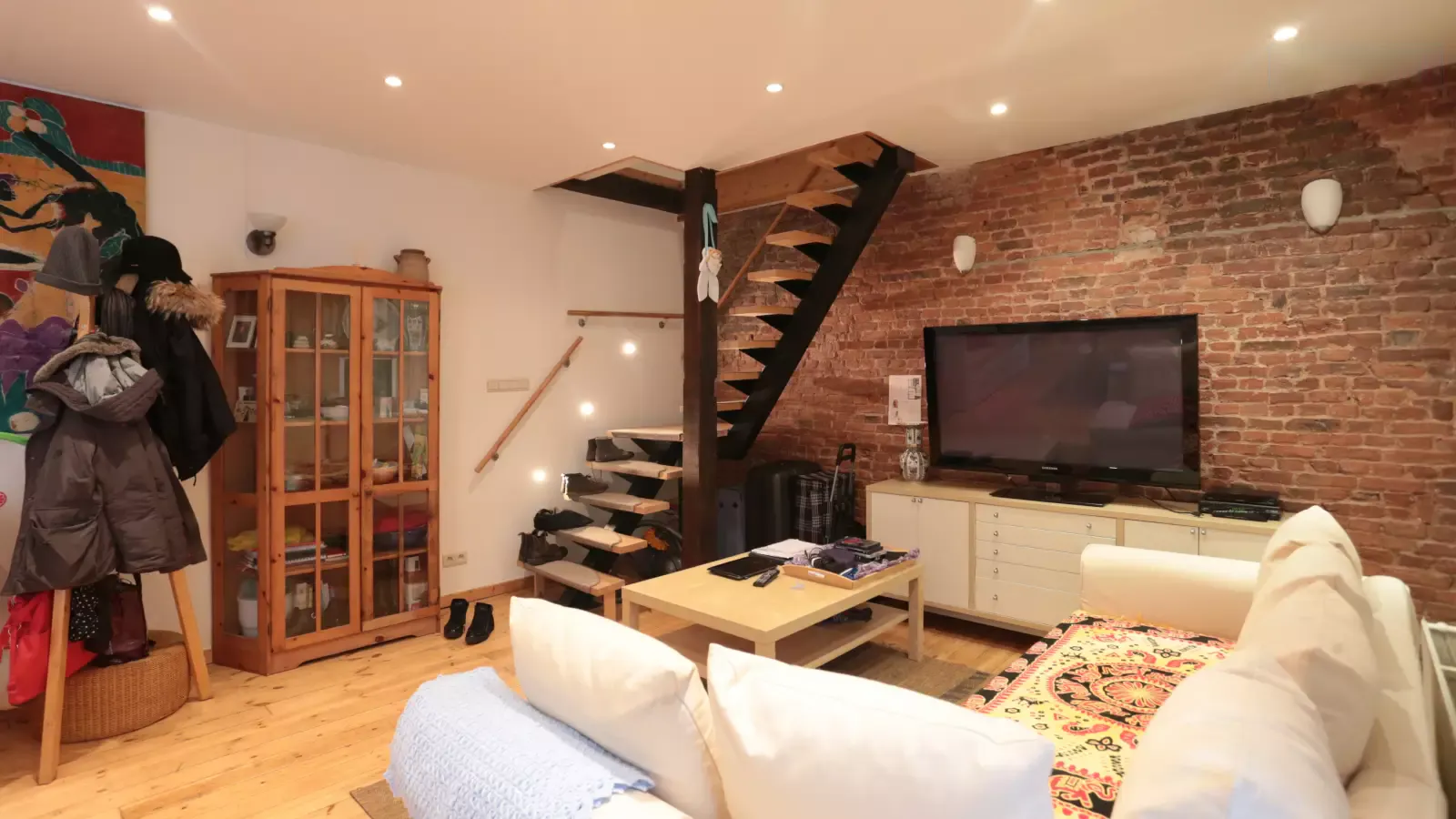 1-Bedroom Apartment in Rue Blaes, Brussels (1039585) ROOM 2