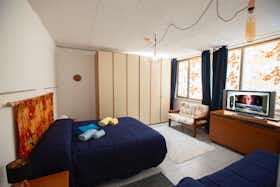 Apartamento en alquiler por 1450 € al mes en Turin, Via Luigi Galvani