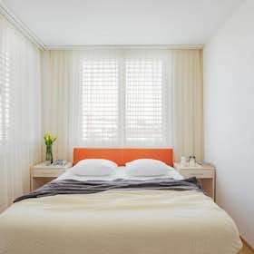 Appartamento in affitto a 2.851 CHF al mese a Zürich, Binzmühlestrasse