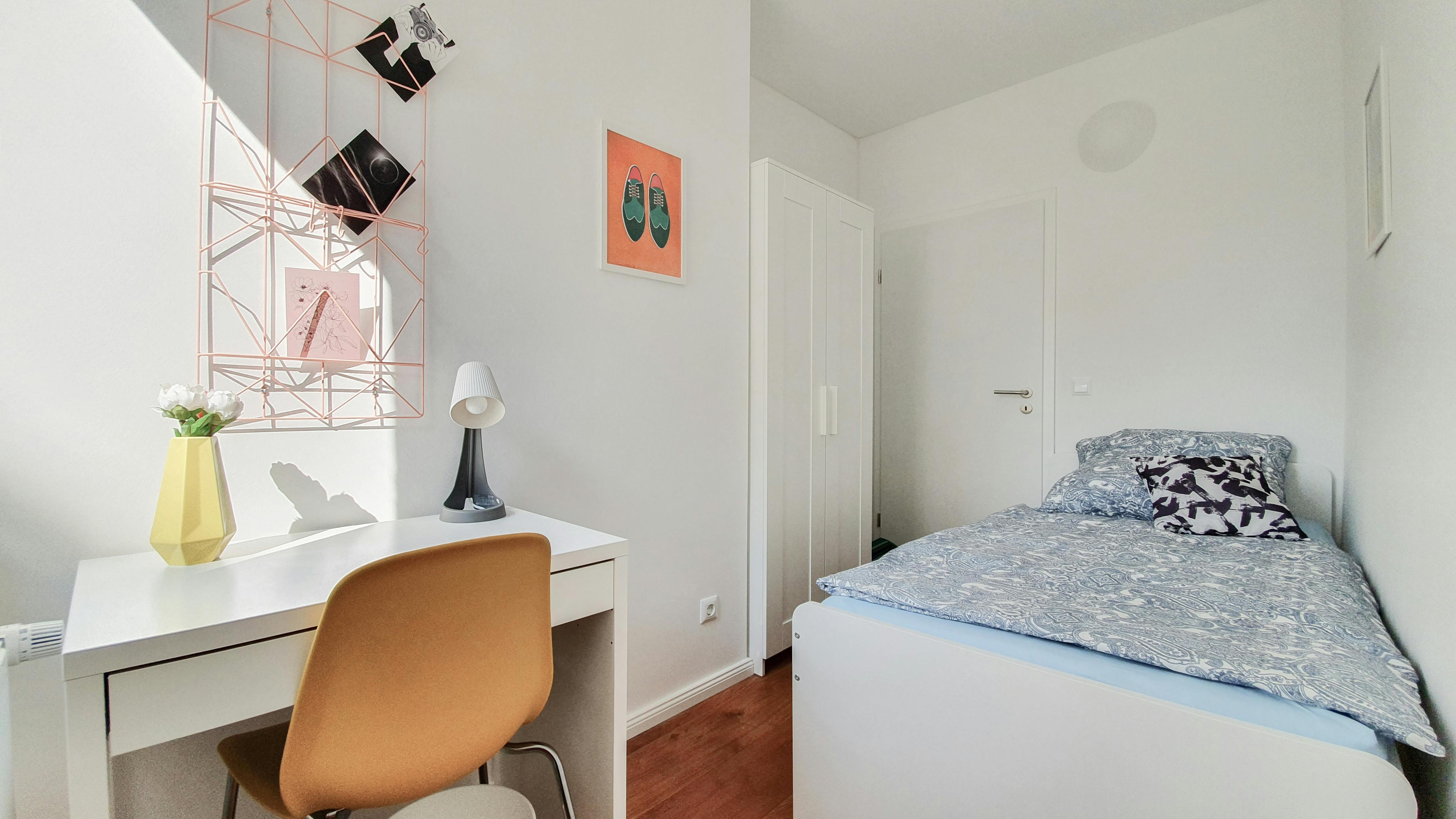 Goebenstraße, Berlin preview