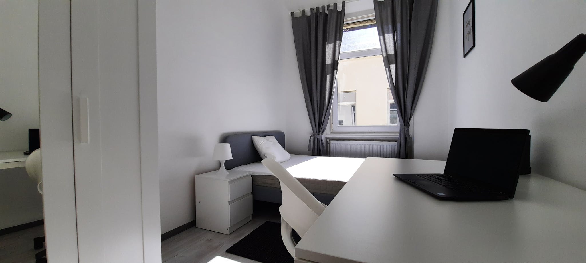 Afrikanergasse, Vienna preview