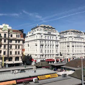 Apartment for rent for €1,490 per month in Vienna, Rechte Wienzeile