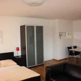 Appartement te huur voor CHF 2.250 per maand in Zürich, Friesstrasse