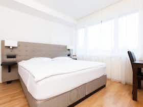 Apartment for rent for CHF 2,650 per month in Zürich, Langstrasse