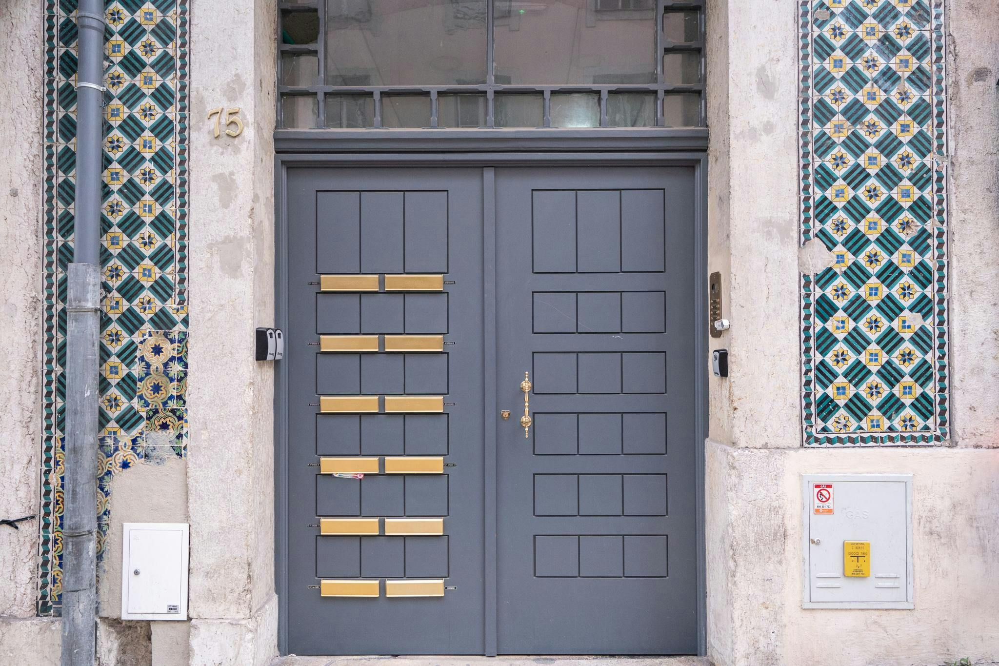 preview gallery tile