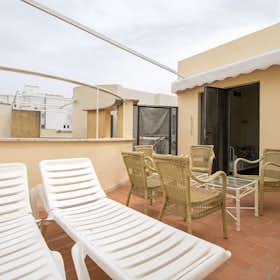 Apartment for rent for €2,200 per month in Sevilla, Plaza del Buen Suceso