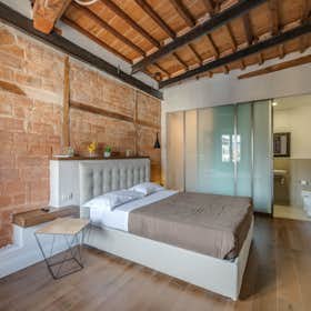 Apartment for rent for €1,450 per month in Florence, Via Giuseppe Verdi