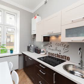 Apartment for rent for €824 per month in Cracow, ulica Józefa Dietla