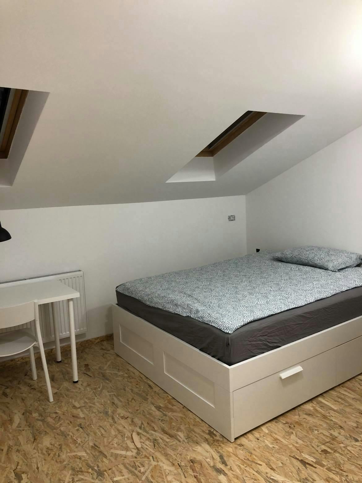 Teslova ulica, Ljubljana preview