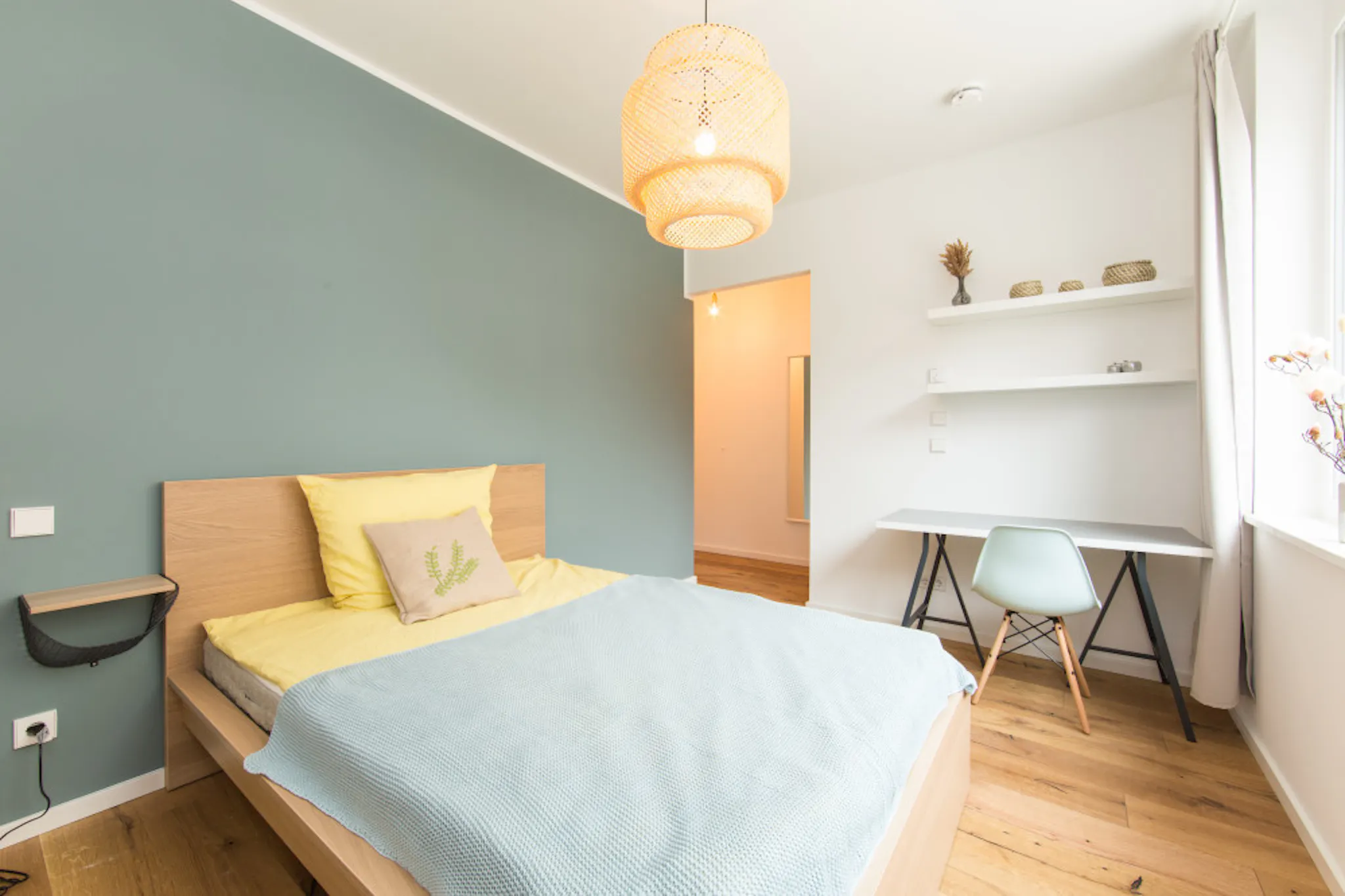 Nazarethkirchstraße, Berlin preview