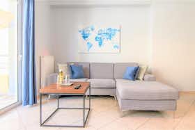 Wohnung zu mieten für 1.300 € pro Monat in Chaniá, Smyrnis