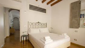 Apartment for rent for €2,015 per month in Milan, Via Lambro
