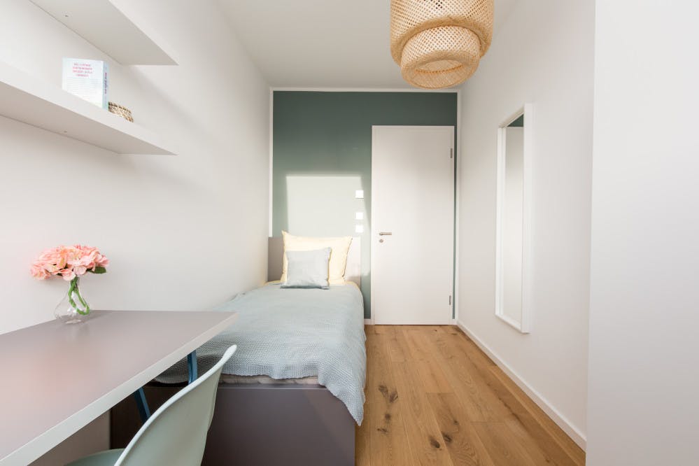 Nazarethkirchstraße, Berlin preview