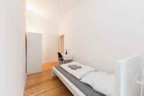 Private room for rent for €655 per month in Berlin, Biebricher Straße