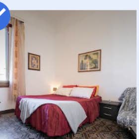 Private room for rent for €550 per month in Florence, Via Lungo l'Affrico