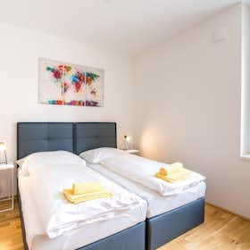 Studio for rent for €1,050 per month in Vienna, Beatrix-Kempf-Gasse