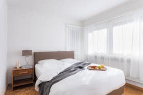 公寓 正在以 CHF 3,815 的月租出租，其位于 Zürich, Zelgstrasse