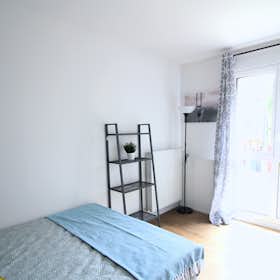 Private room for rent for €760 per month in Clichy, Rue Mozart