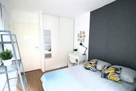 Private room for rent for €850 per month in Clichy, Rue Mozart