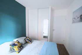 Private room for rent for €750 per month in Clichy, Rue Mozart