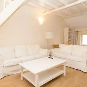 Apartment for rent for €1,599 per month in Ixelles, Rue de la Digue