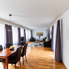 Apartment for rent for CHF 5,790 per month in Zürich, Dahliastrasse