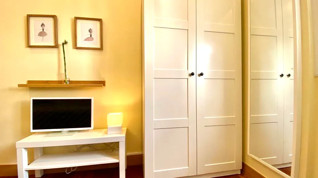 Private room in Calle Luis Briñas, Bilbao (1044233) ROOM 4