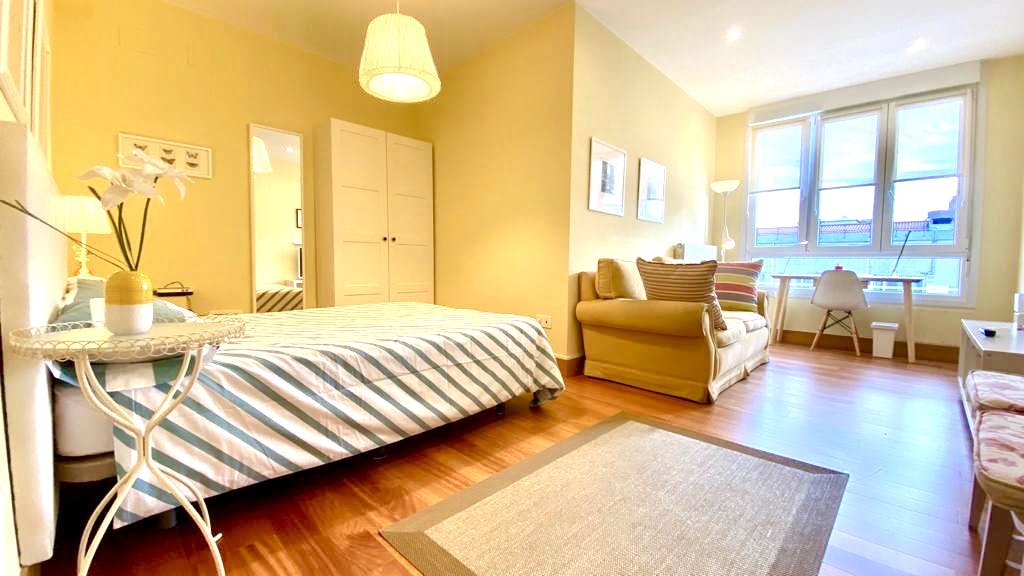 Calle Luis Briñas, Bilbao preview