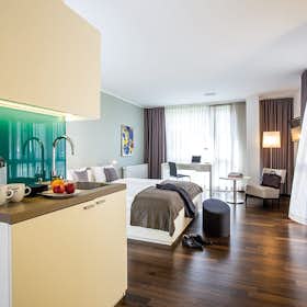 单间公寓 正在以 CHF 2,400 的月租出租，其位于 Zürich, Baslerstrasse