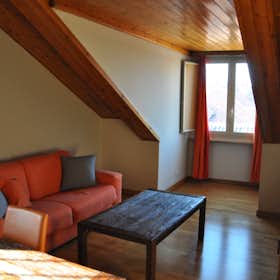 Apartment for rent for €1,400 per month in Turin, Via San Domenico