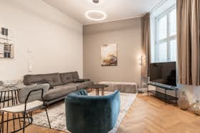 Wohnung zu mieten für 1.500 € pro Monat in Berlin, Krausnickstraße