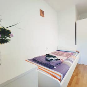 Private room for rent for €330 per month in Dortmund, Saarbrücker Straße