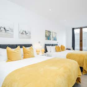 Mieszkanie do wynajęcia za 3415 GBP miesięcznie w mieście St Albans, Grosvenor Road