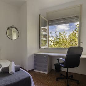 Private room for rent for €699 per month in Barcelona, Avinguda del Paral.lel