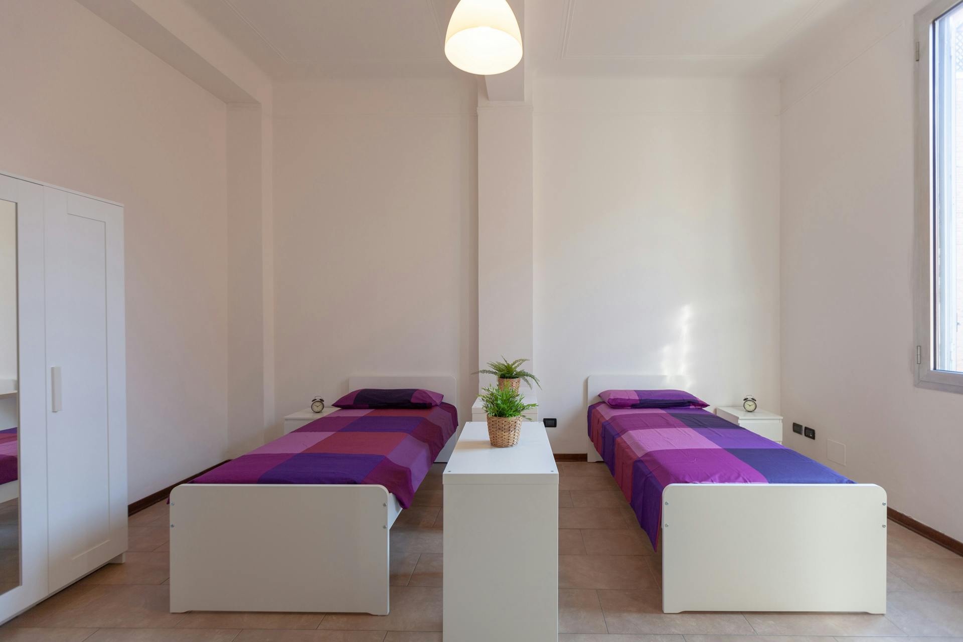 Via Giuseppe Petroni, Bologna